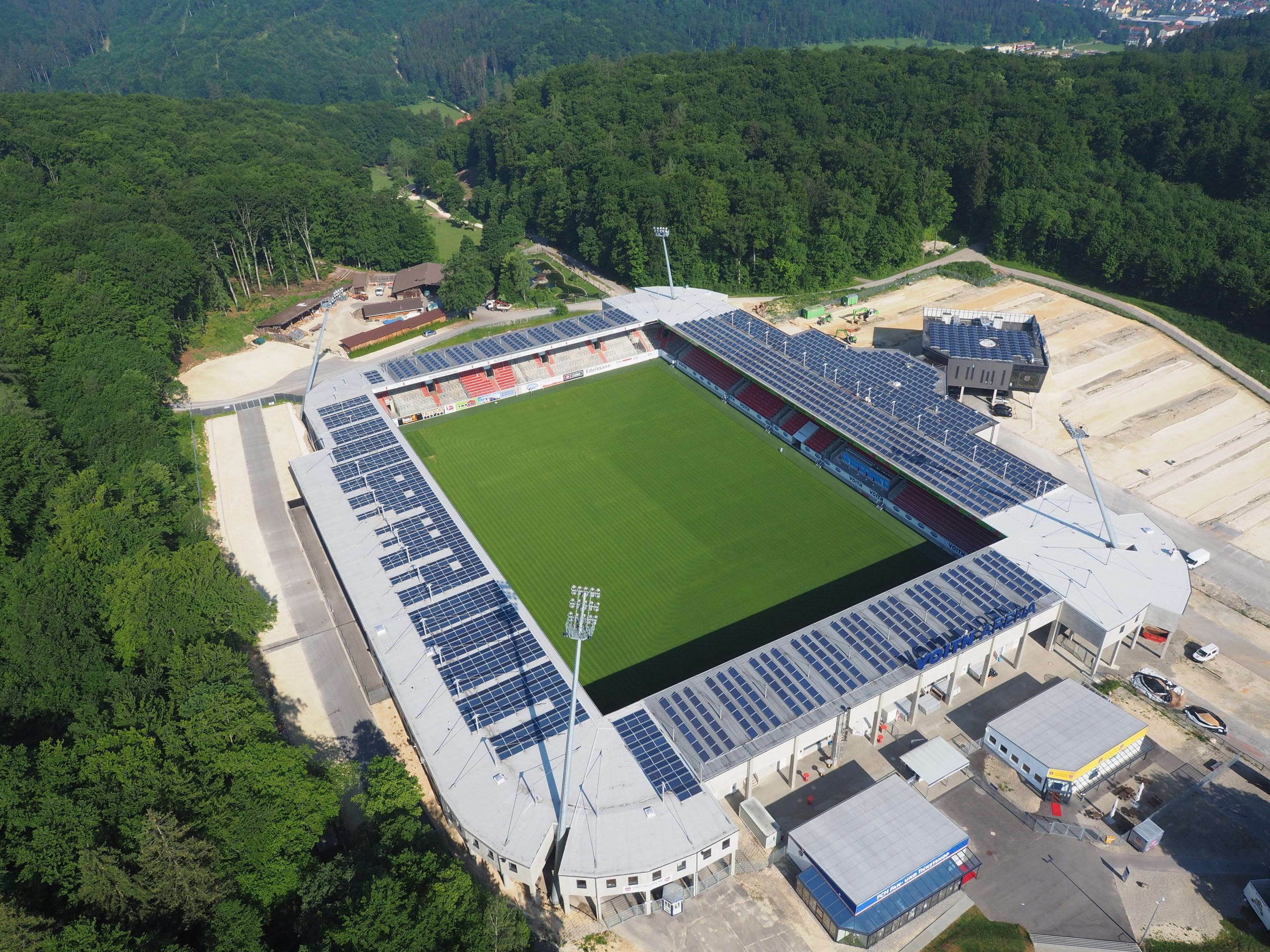 Sân vận động Voith-Arena – Mái nhà bóng đá của câu lạc bộ 1. FC Heidenheim