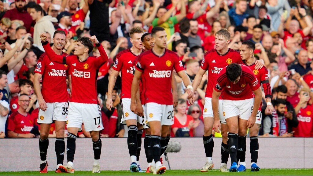 Huyền thoại Manchester United - Những cầu thủ làm nên tên tuổi của Quỷ đỏ