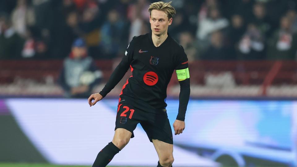 Hansi Flick Nhấn Mạnh Quan Điểm Về Frenkie de Jong Giữa Làn Sóng Chuyển Nhượng