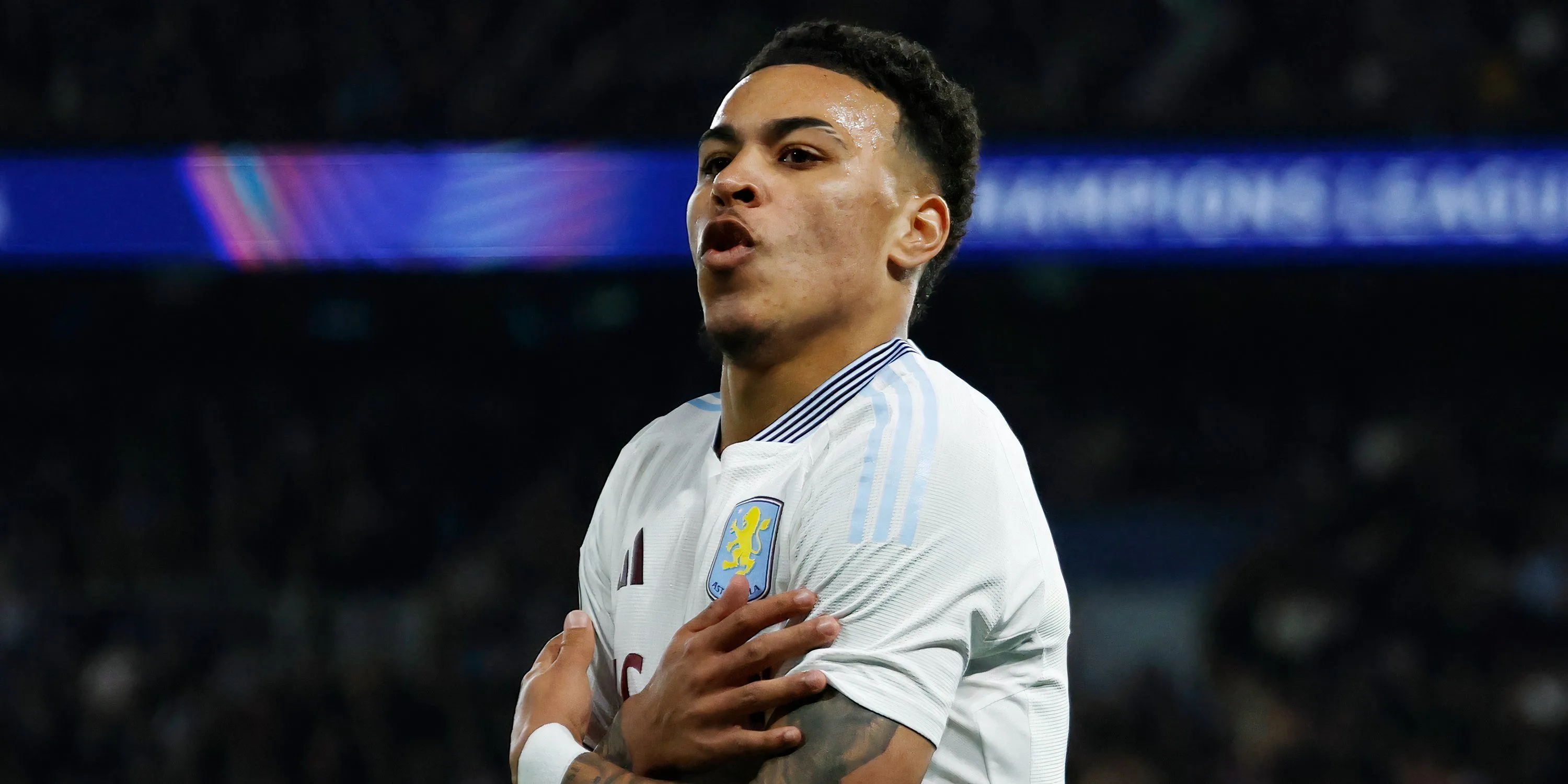 Cầu thủ Morgan Rogers của Aston Villa