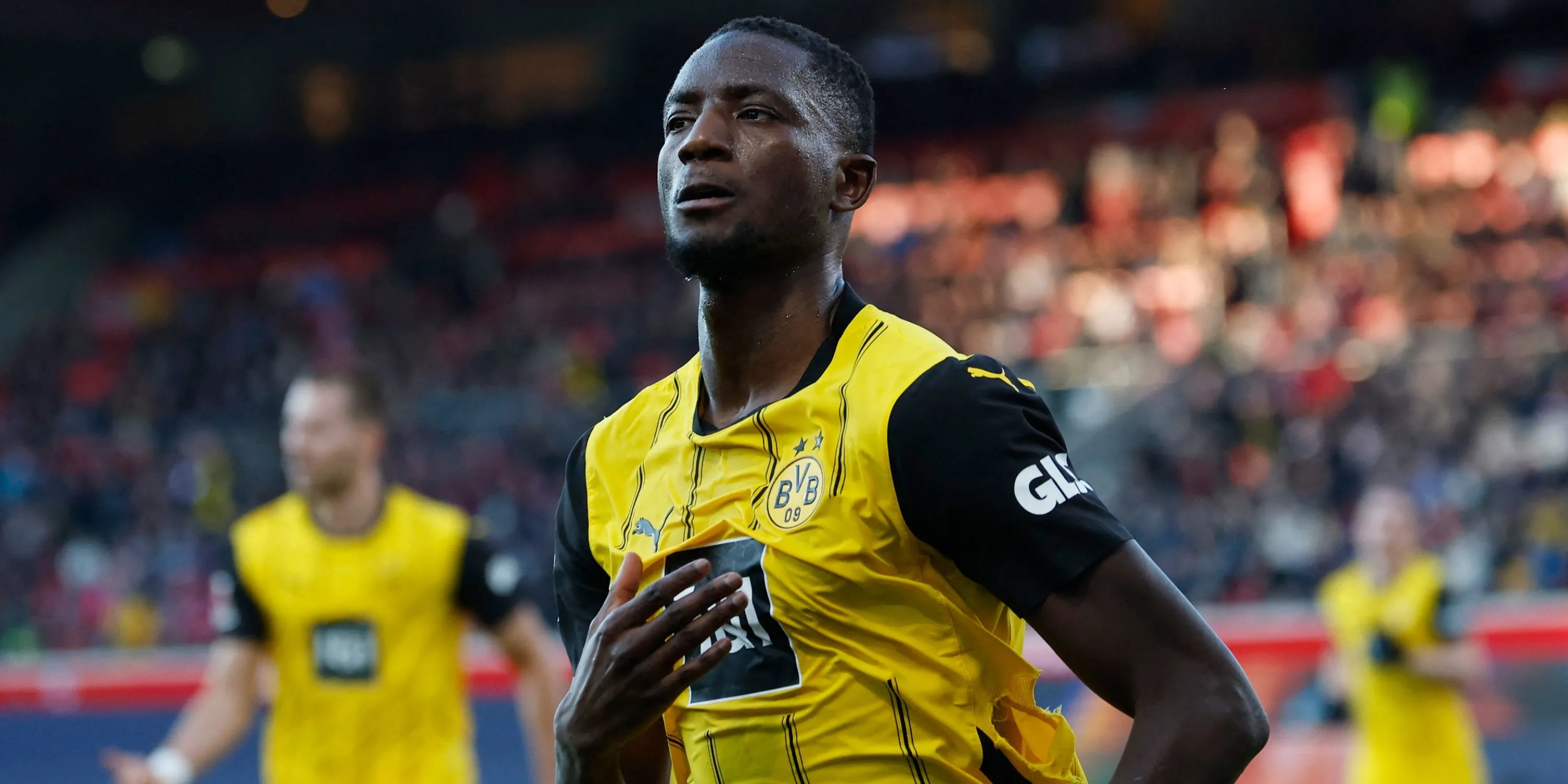 Chân sút Serhou Guirassy trong màu áo Borussia Dortmund, mục tiêu chuyển nhượng của Chelsea