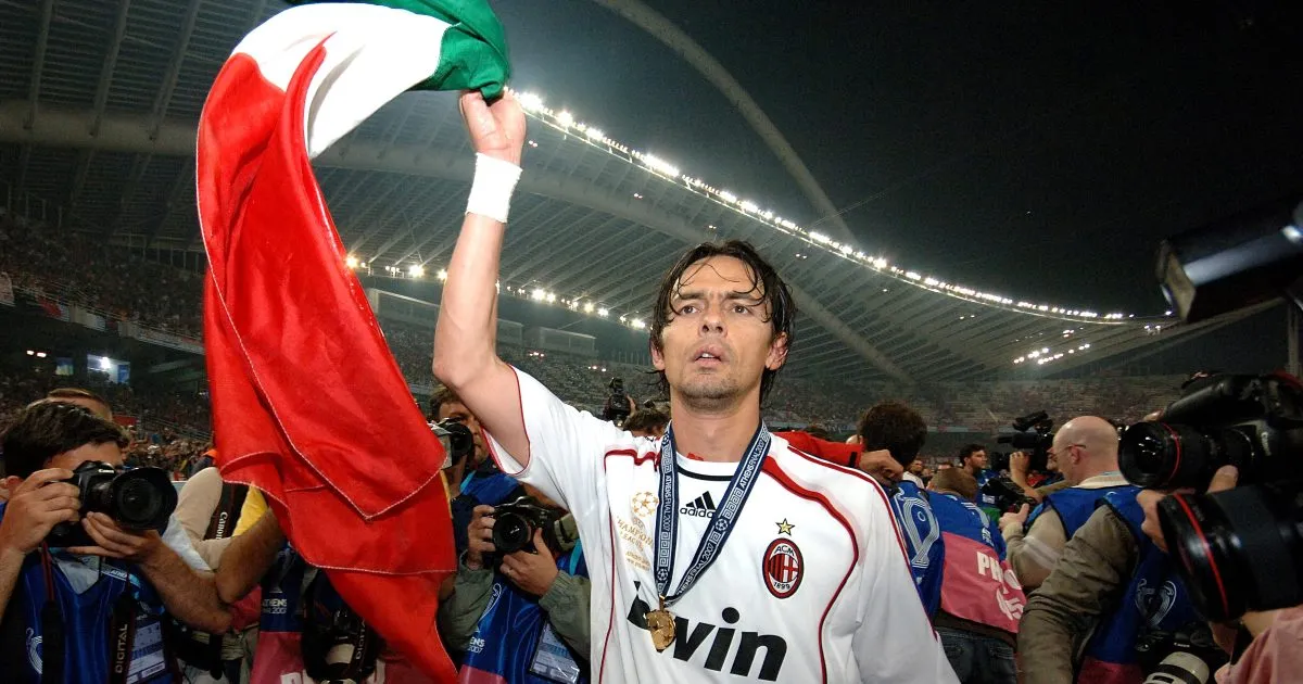Filippo Inzaghi ghi bàn cho AC Milan trong trận chung kết Champions League 2007
