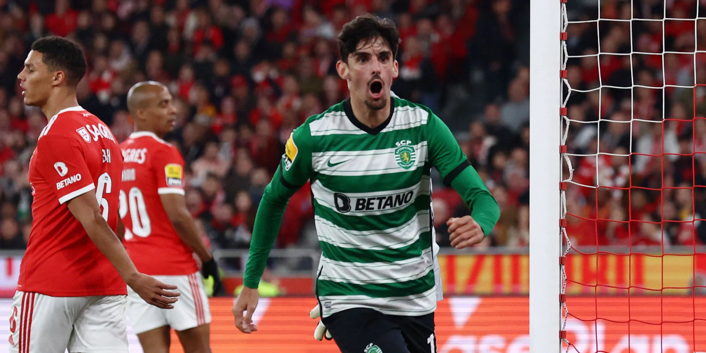 Francisco Trincao ăn mừng bàn thắng trong màu áo Sporting CP