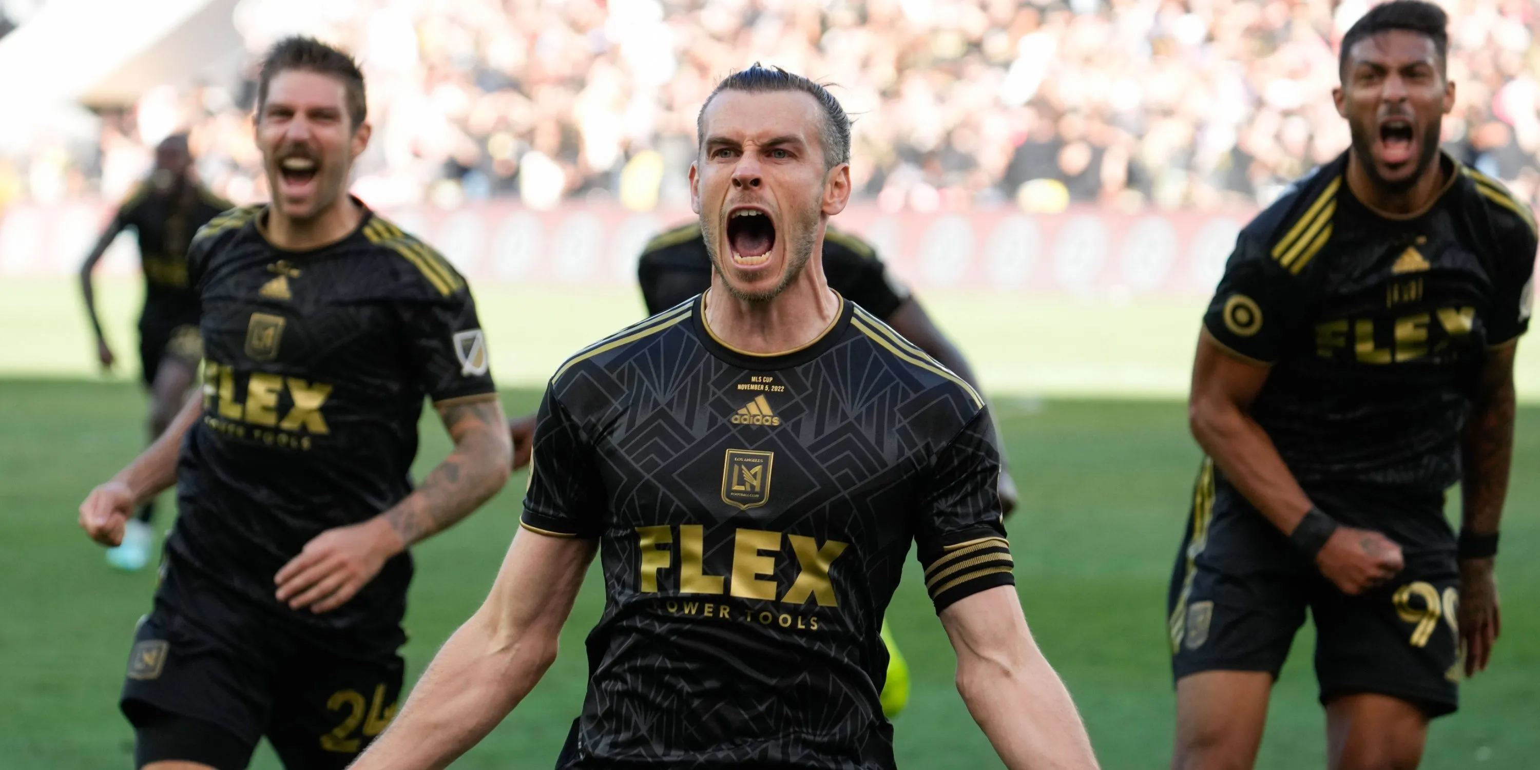 Gareth Bale ăn mừng cùng LAFC sau khi vô địch MLS Cup
