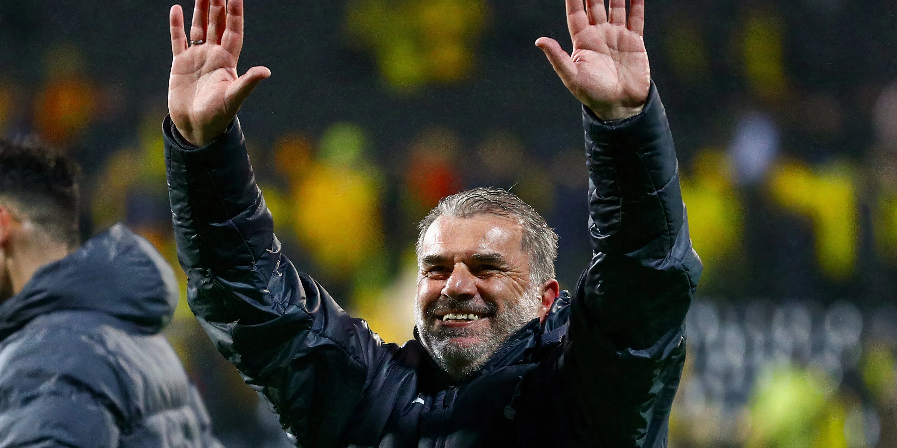 Hình ảnh tổng hợp về HLV Ange Postecoglou và tình hình tại Tottenham