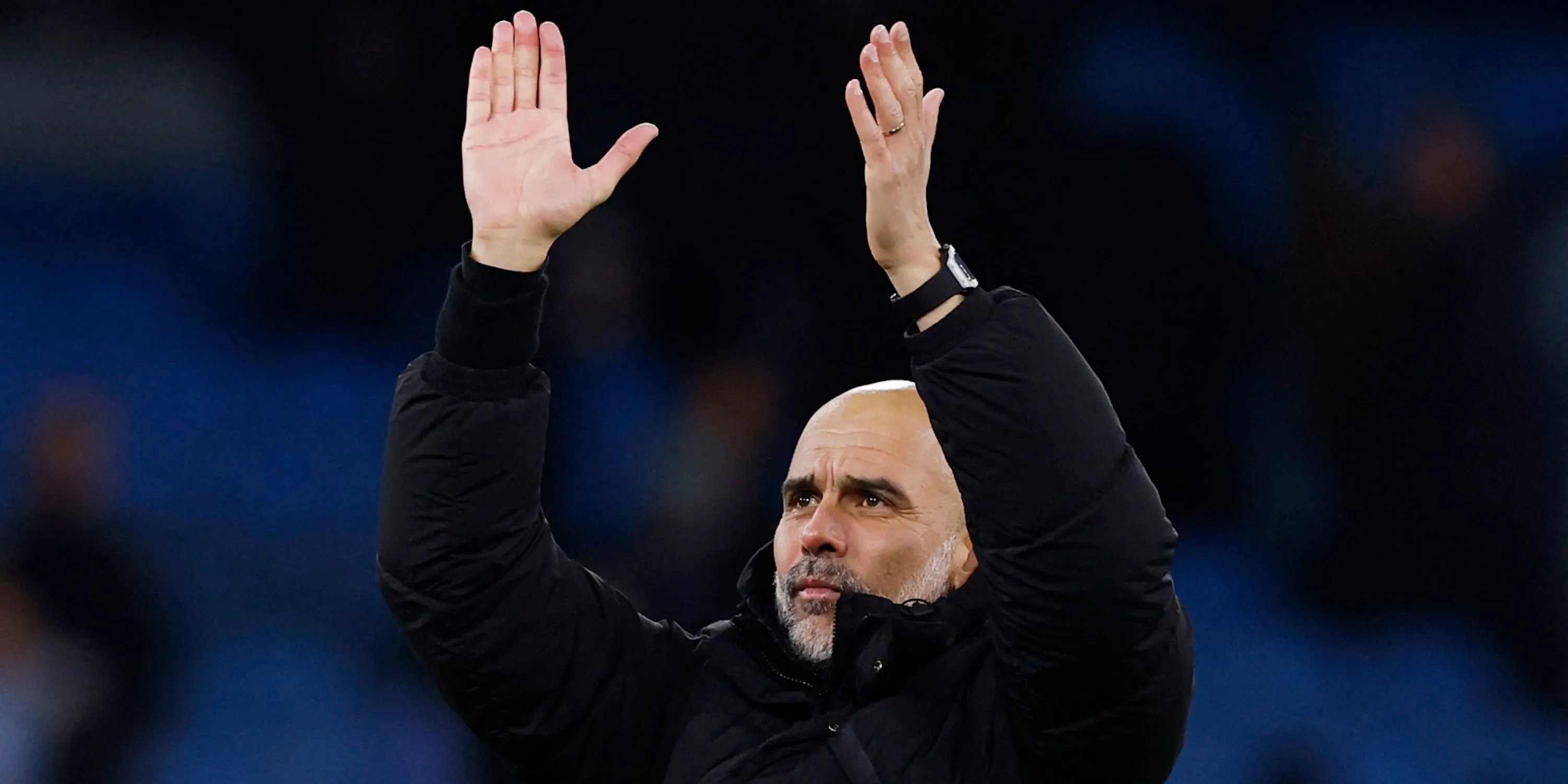 HLV Pep Guardiola ăn mừng sau trận đấu của Man City