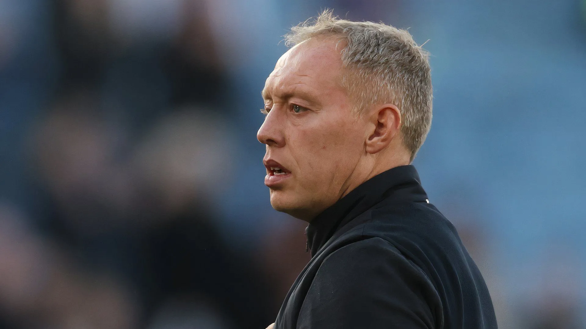 HLV Steve Cooper, người có kinh nghiệm vực dậy các đội bóng tại Championship