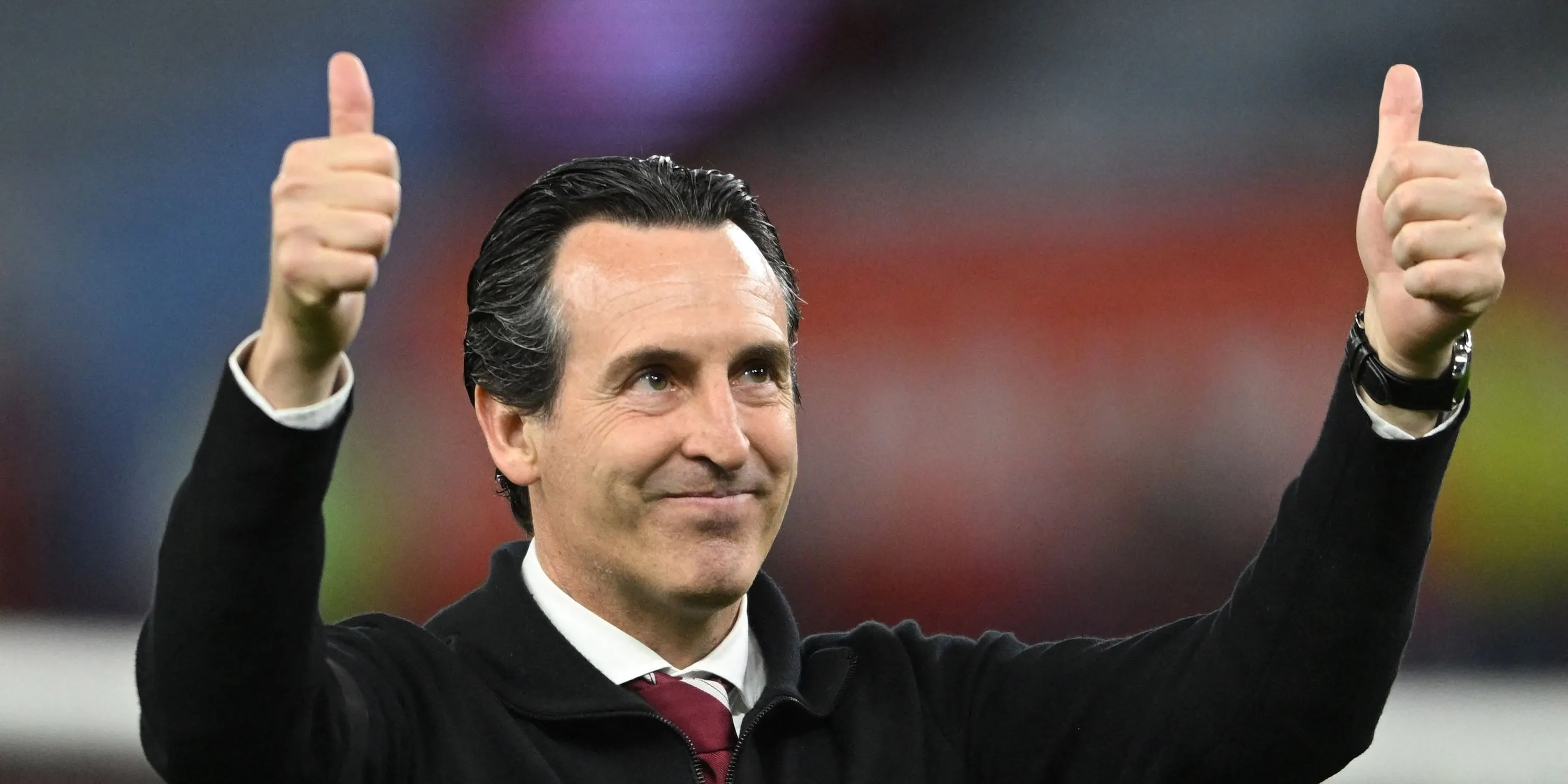 HLV Unai Emery của Aston Villa trong buổi tri ân người hâm mộ