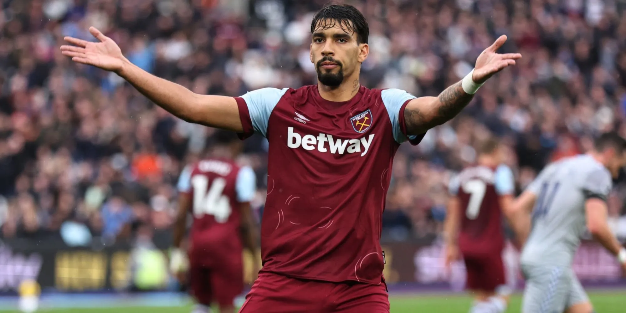 Lucas Paqueta xúc động trong màu áo West Ham