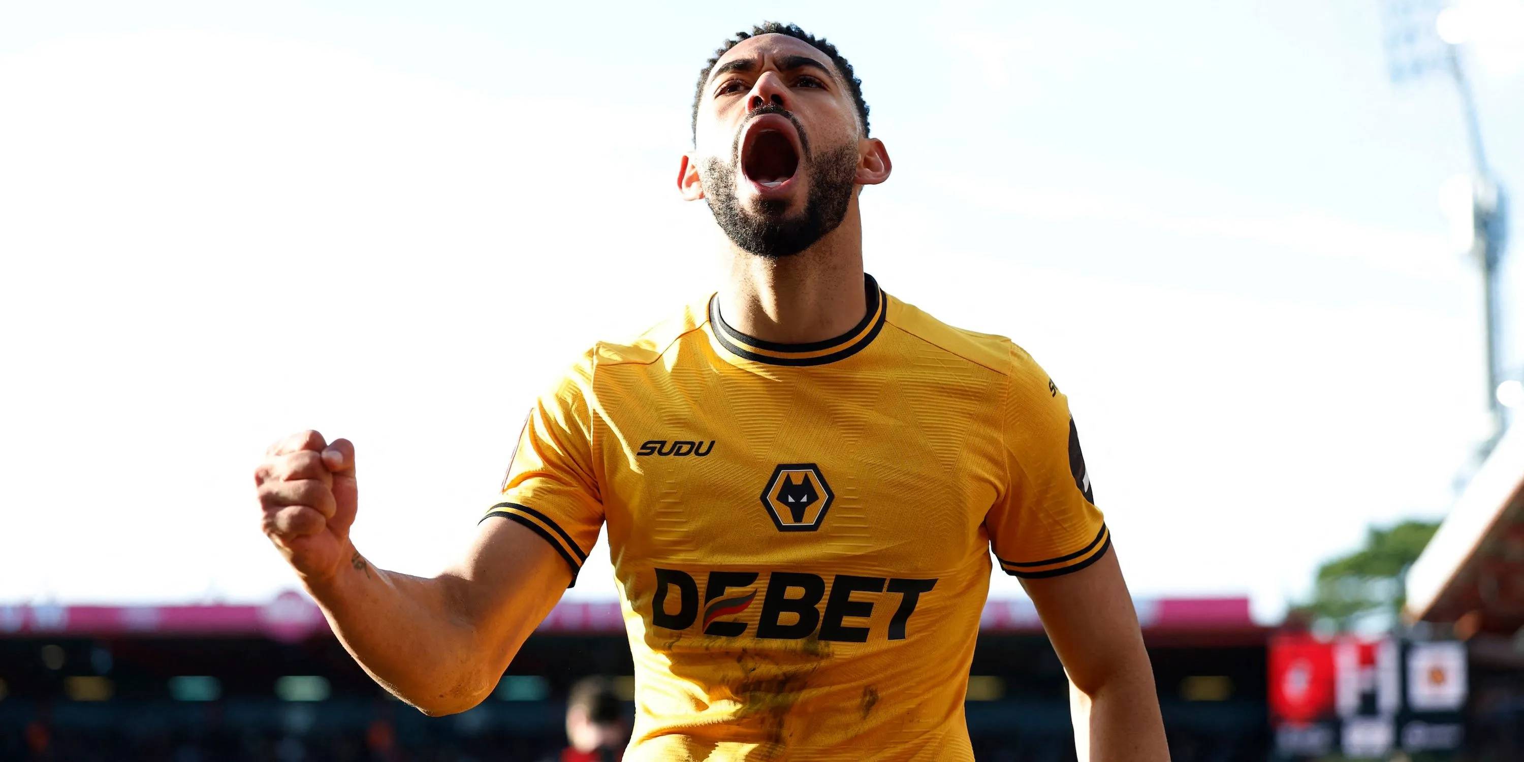 Matheus Cunha thể hiện cảm xúc trong màu áo Wolves tại Ngoại hạng Anh