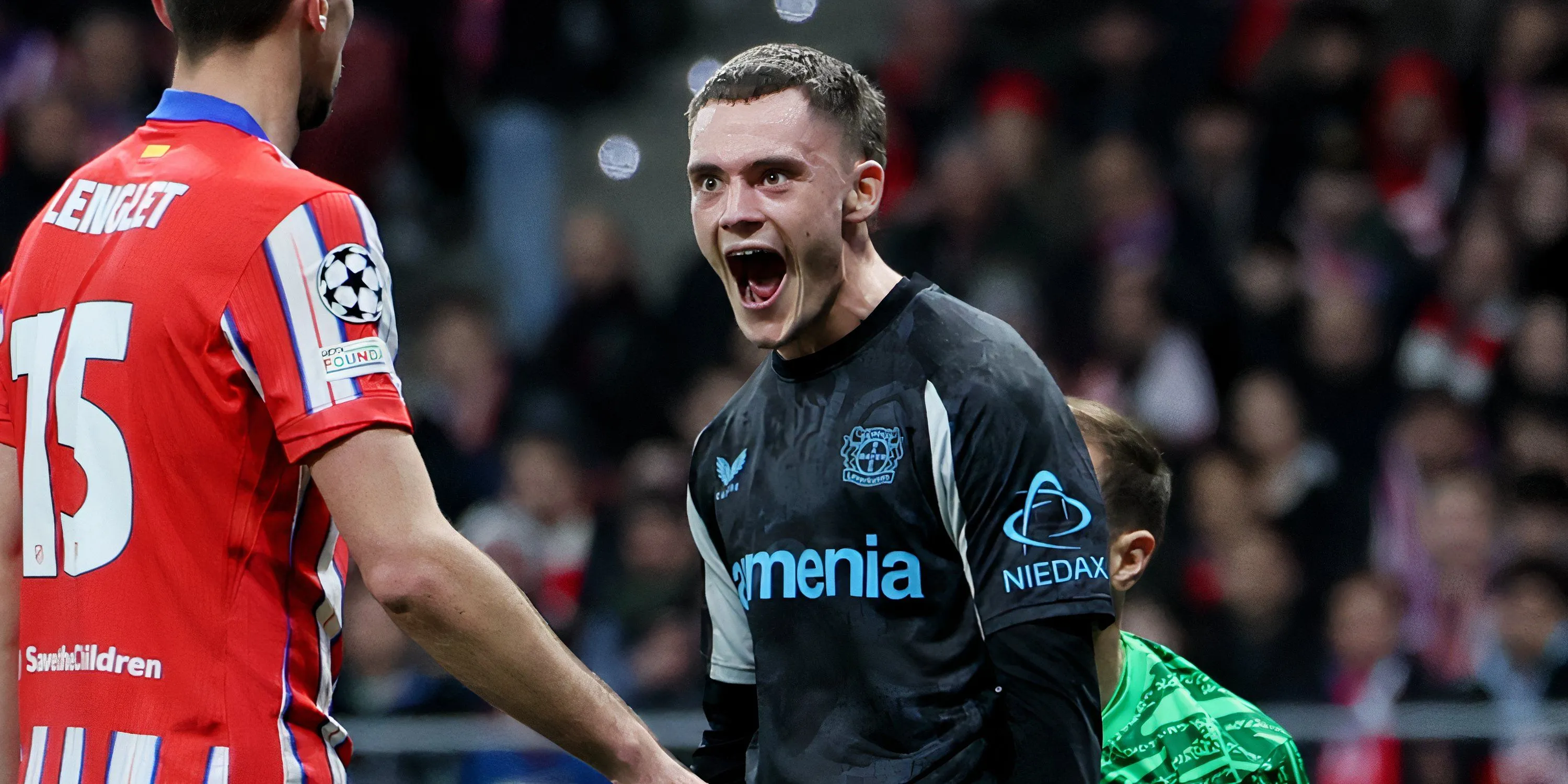 Manchester United Rục Rịch Chiêu Mộ Sao Trẻ Lyon Thay Thế Bruno Fernandes?
