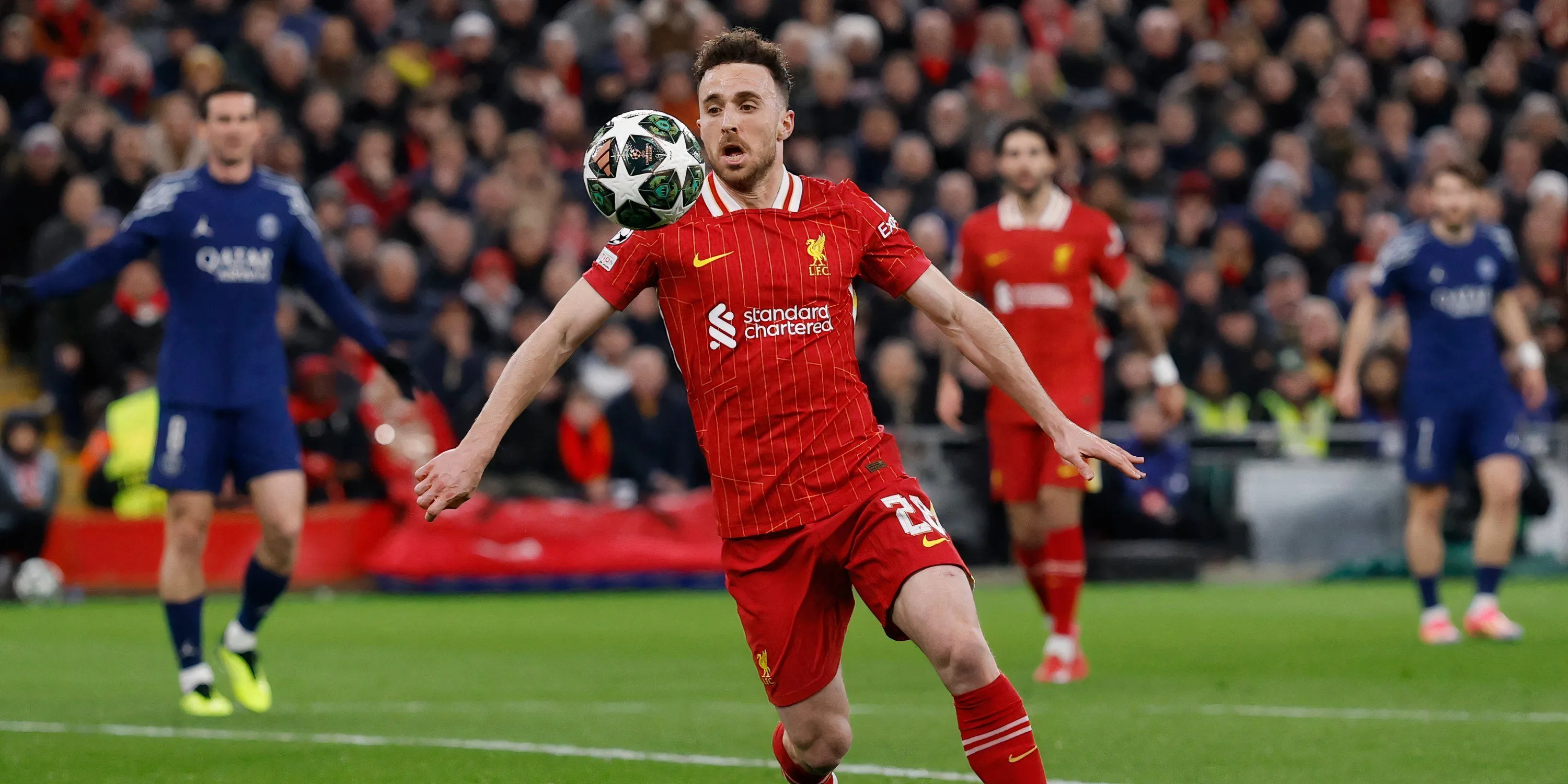 Tiền đạo Diogo Jota của Liverpool đối mặt tương lai bất định sau mùa giải khó khăn