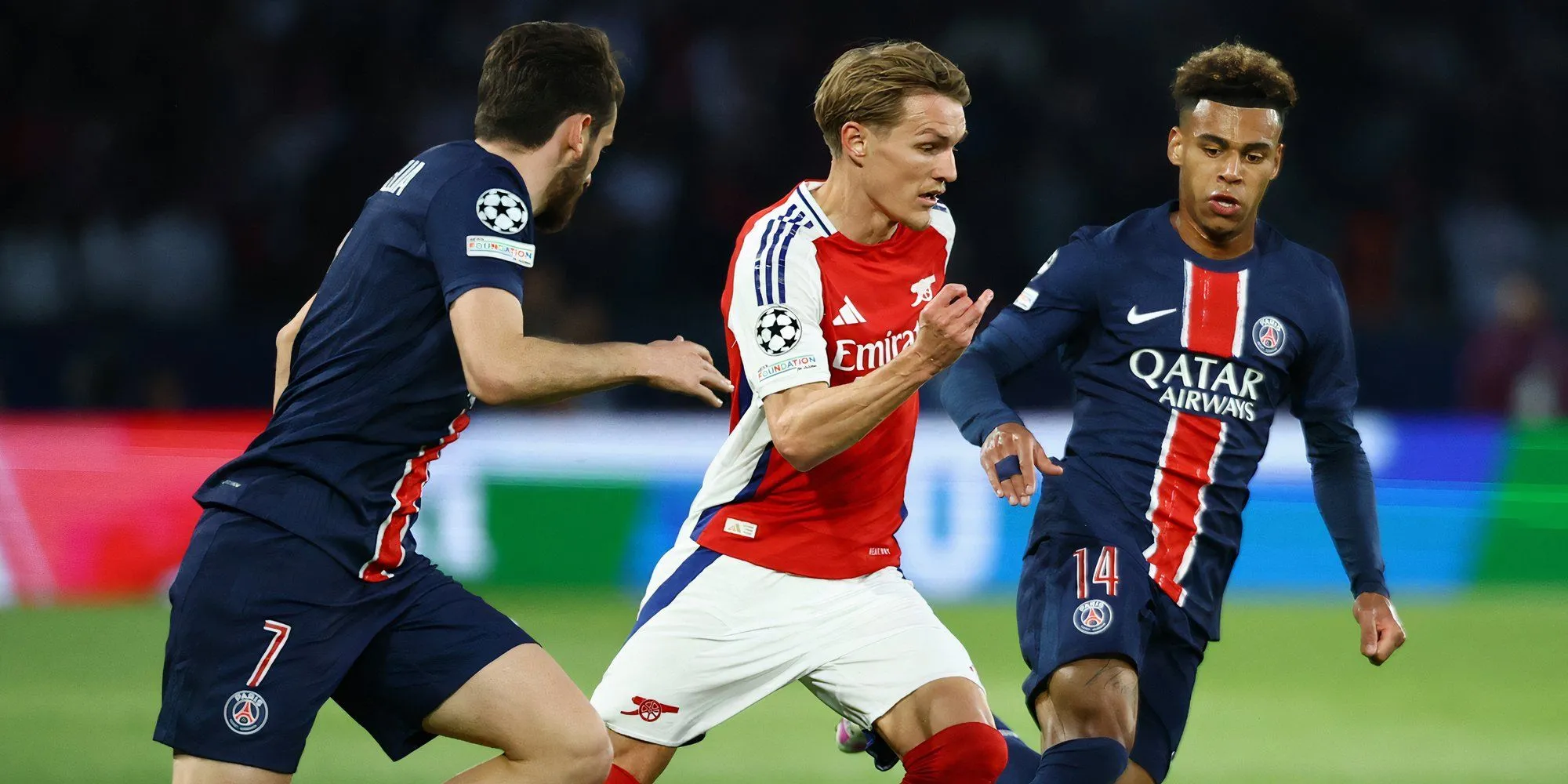 Các cầu thủ Arsenal thi đấu trận bán kết Champions League gặp PSG