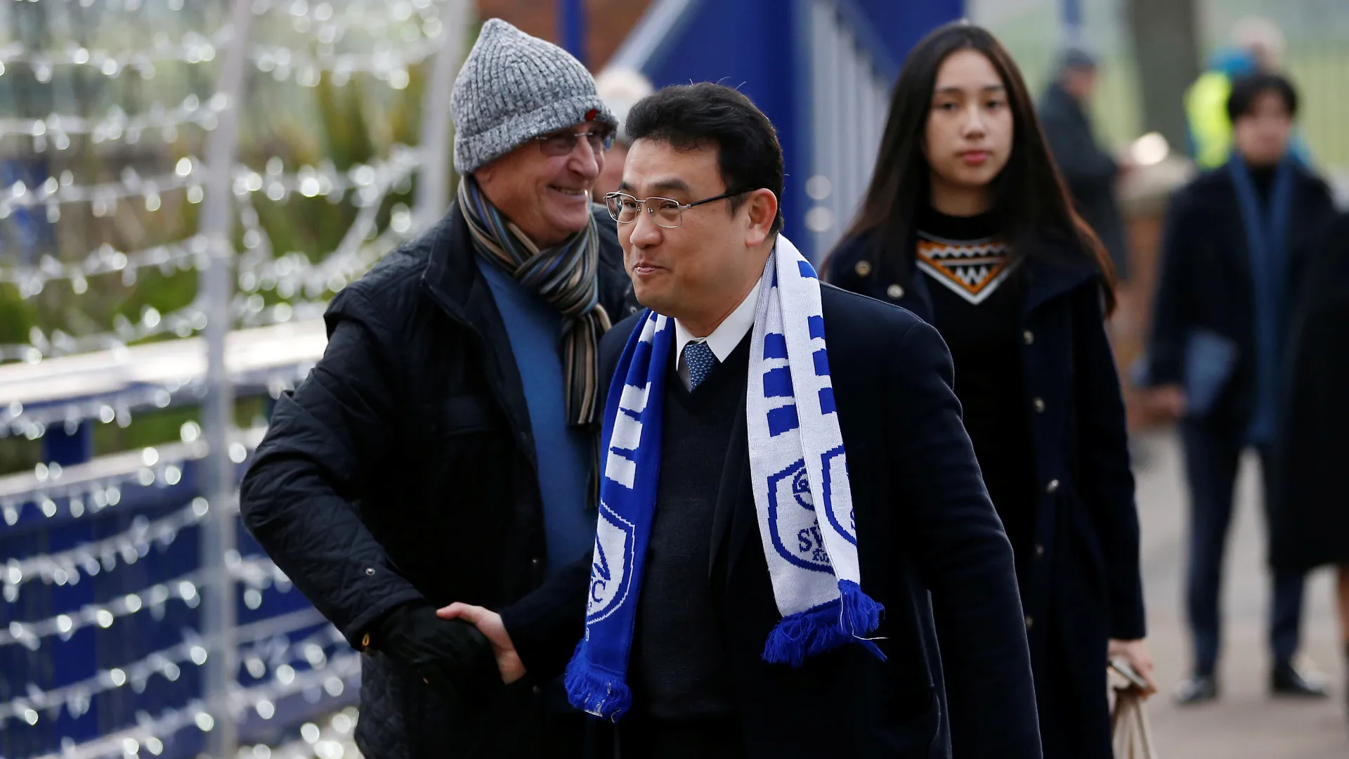 Chủ tịch Dejphon Chansiri của Sheffield Wednesday dưới áp lực từ dư luận và EFL