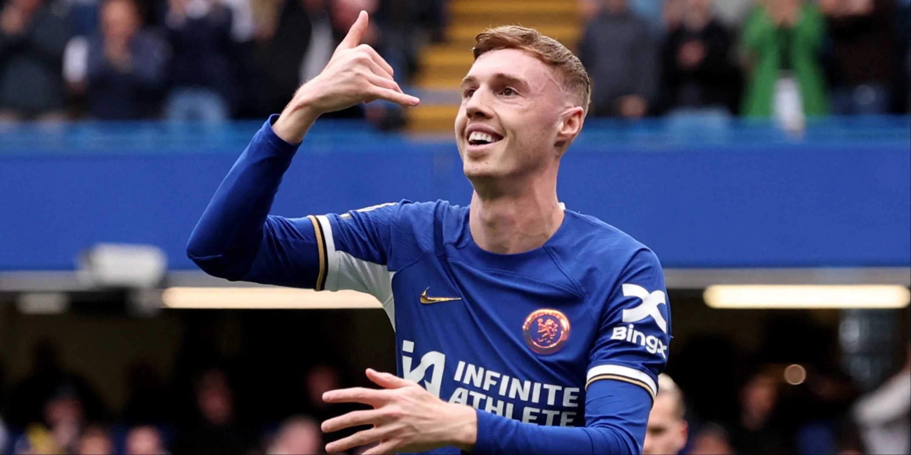 Cole Palmer ăn mừng bàn thắng cho Chelsea tại Premier League
