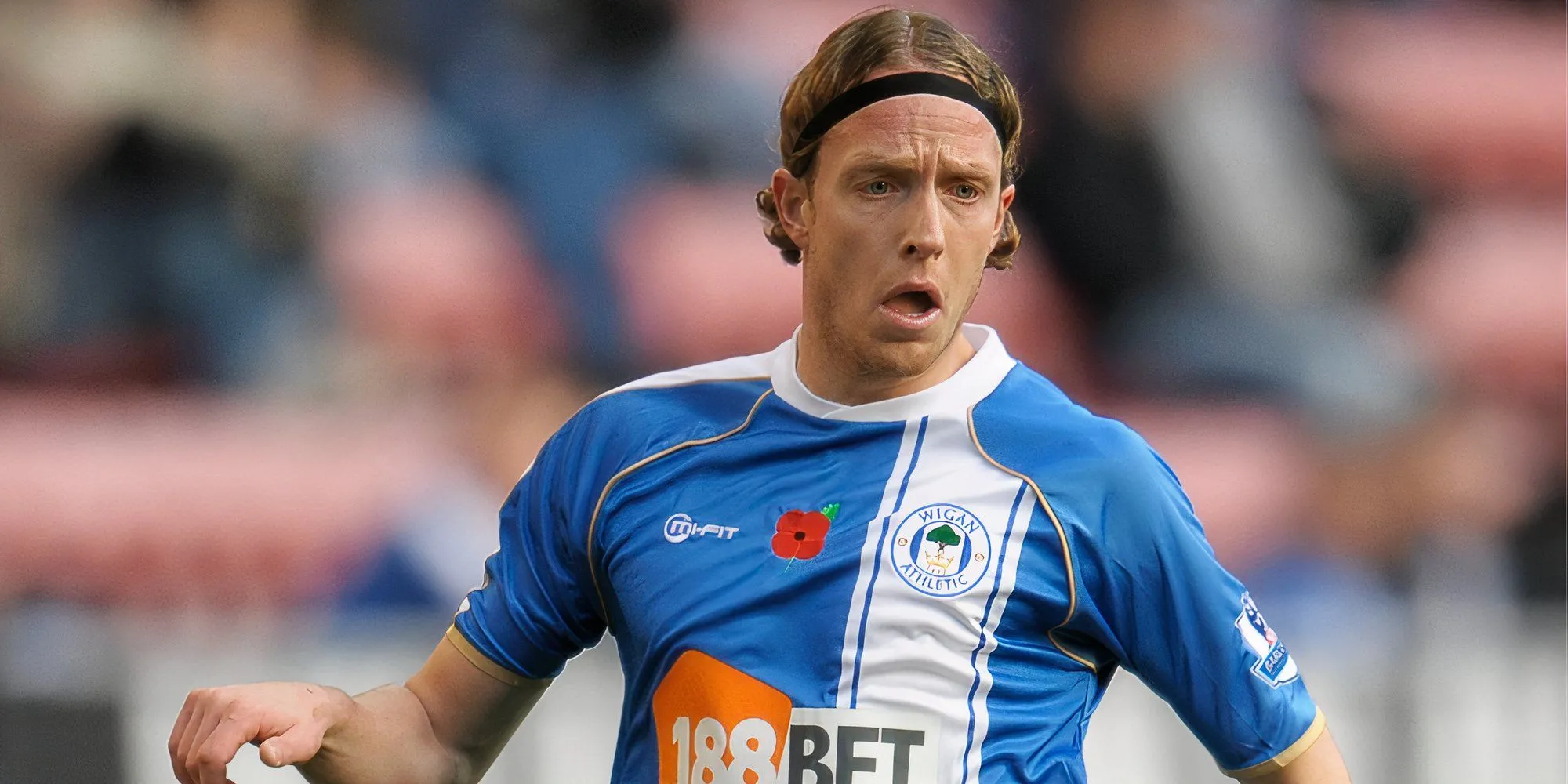Cựu hậu vệ Wigan Ronnie Stam bị cáo buộc buôn lậu ma túy