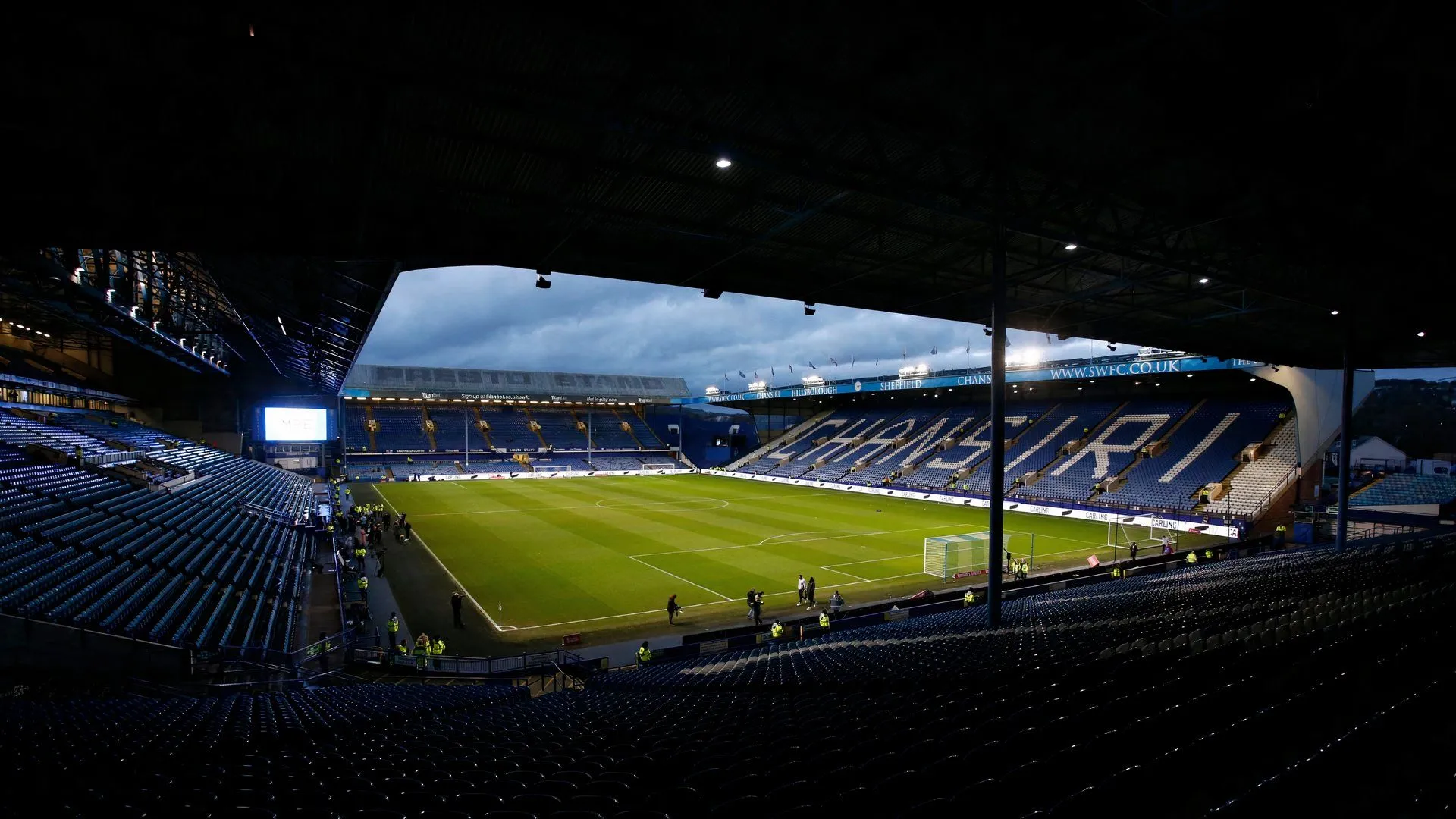 Toàn cảnh sân vận động Hillsborough của Sheffield Wednesday