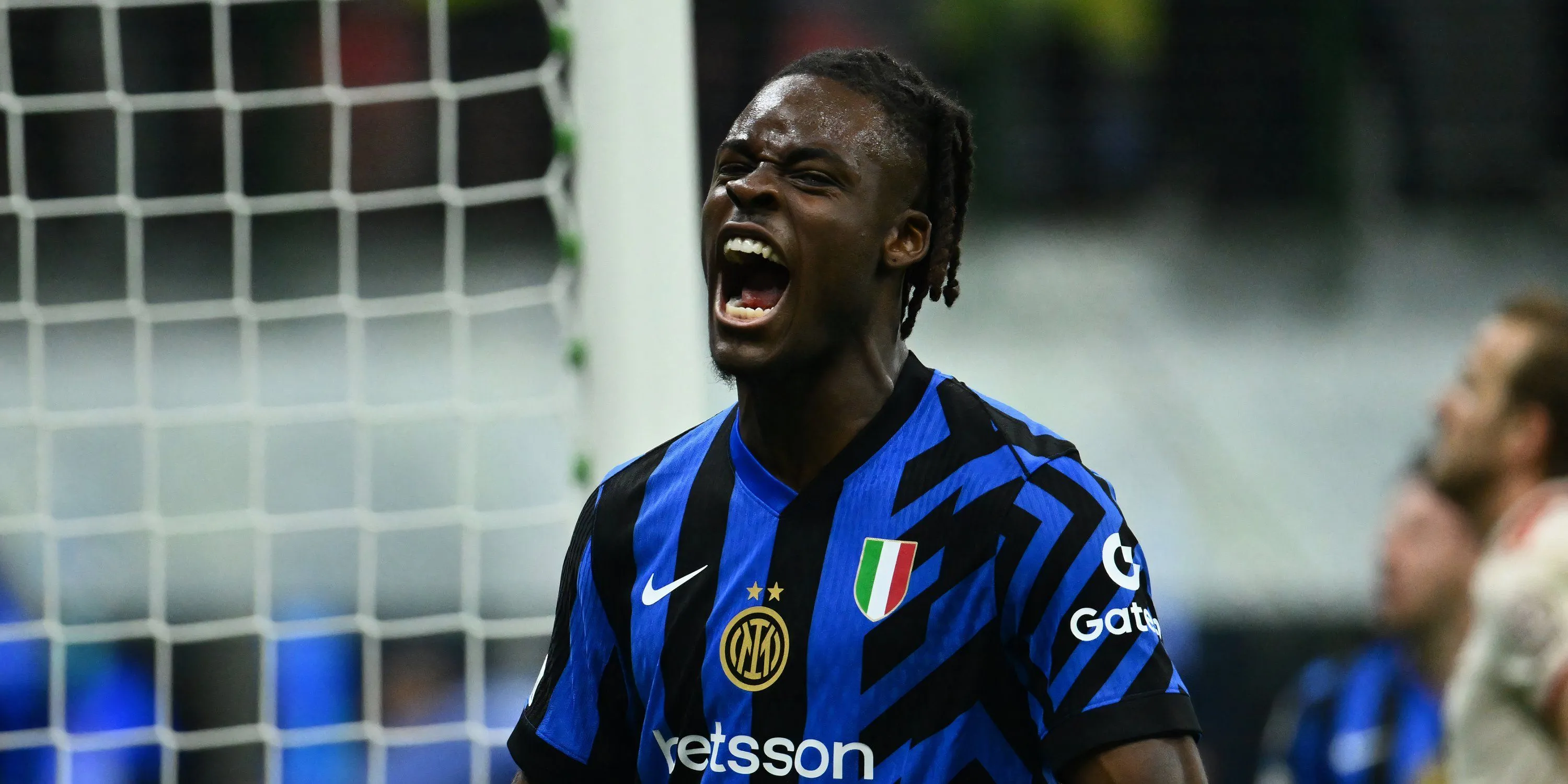 Trung vệ Yann Bisseck của Inter Milan