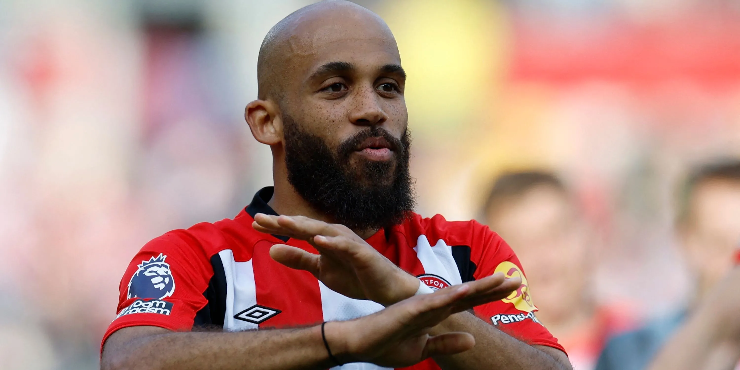 Bryan Mbeumo ăn mừng, một bổ sung chất lượng cho hàng công Manchester United.