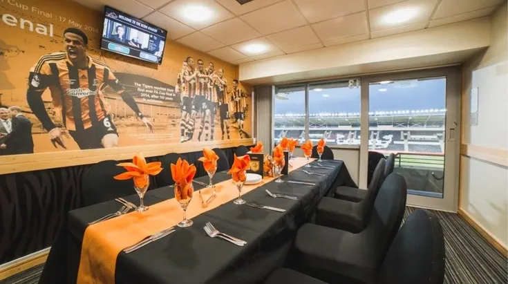 Hộp VIP trong các gói hospitality tại sân vận động MKM, trải nghiệm bóng đá sang trọng
