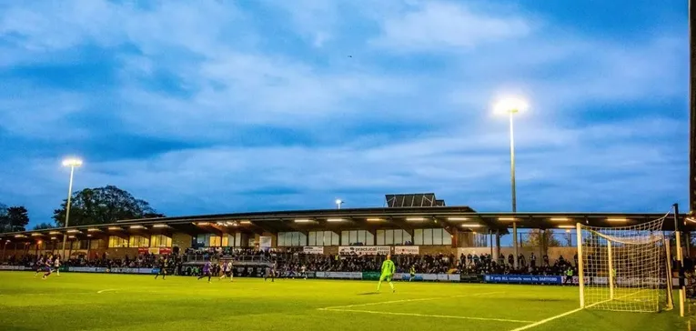 Khán đài chính (Main Stand) của sân Princes Park