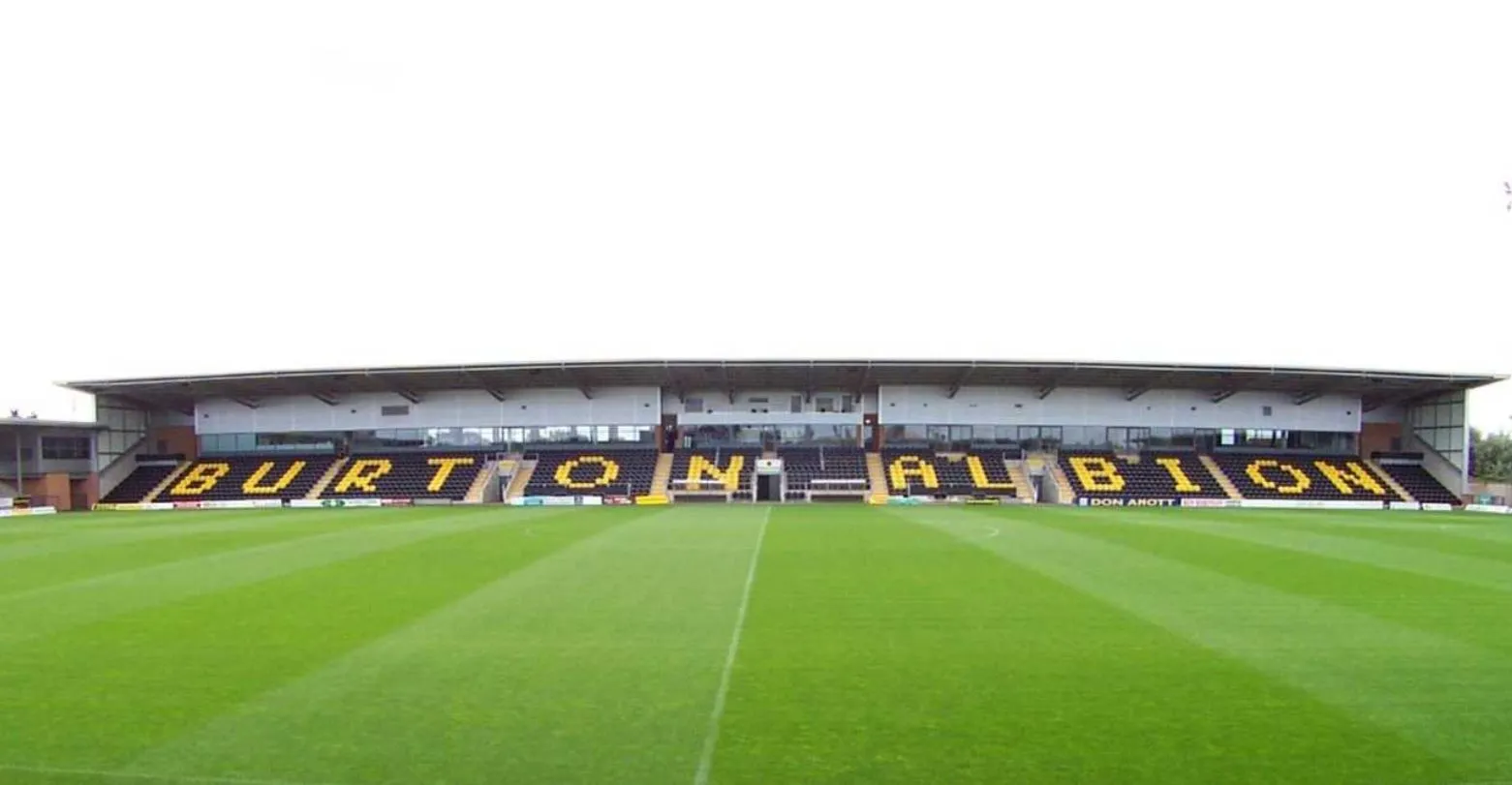 Khán đài chính Pirelli Stadium