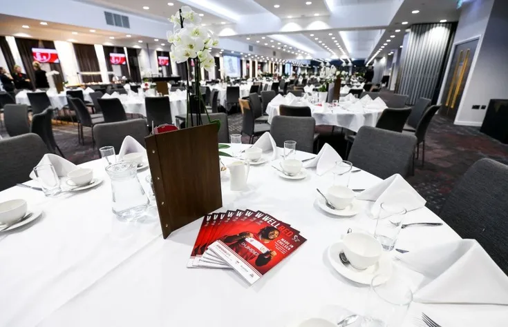 Không gian phòng chờ VIP tại khu vực Hospitality của sân Ashton Gate