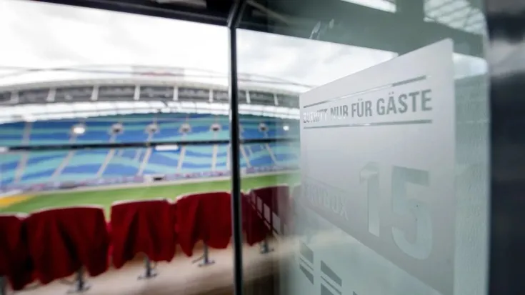 Khu vực dịch vụ hiếu khách VIP sang trọng tại Red Bull Arena, mang đến trải nghiệm bóng đá đẳng cấp