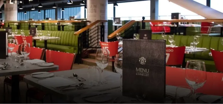 Khu vực dịch vụ hospitality sang trọng tại sân Old Trafford