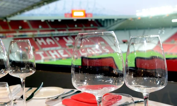 Khu vực phòng suite VIP sang trọng tại Stadium of Light, mang đến trải nghiệm đẳng cấp cho khán giả