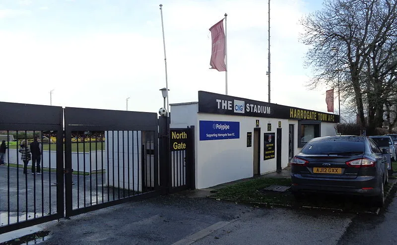 Lối vào sân Wetherby Road, biểu tượng của sự chào đón