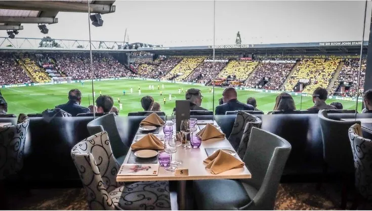 Một góc phòng hospitality sang trọng tại sân Vicarage Road của Watford FC