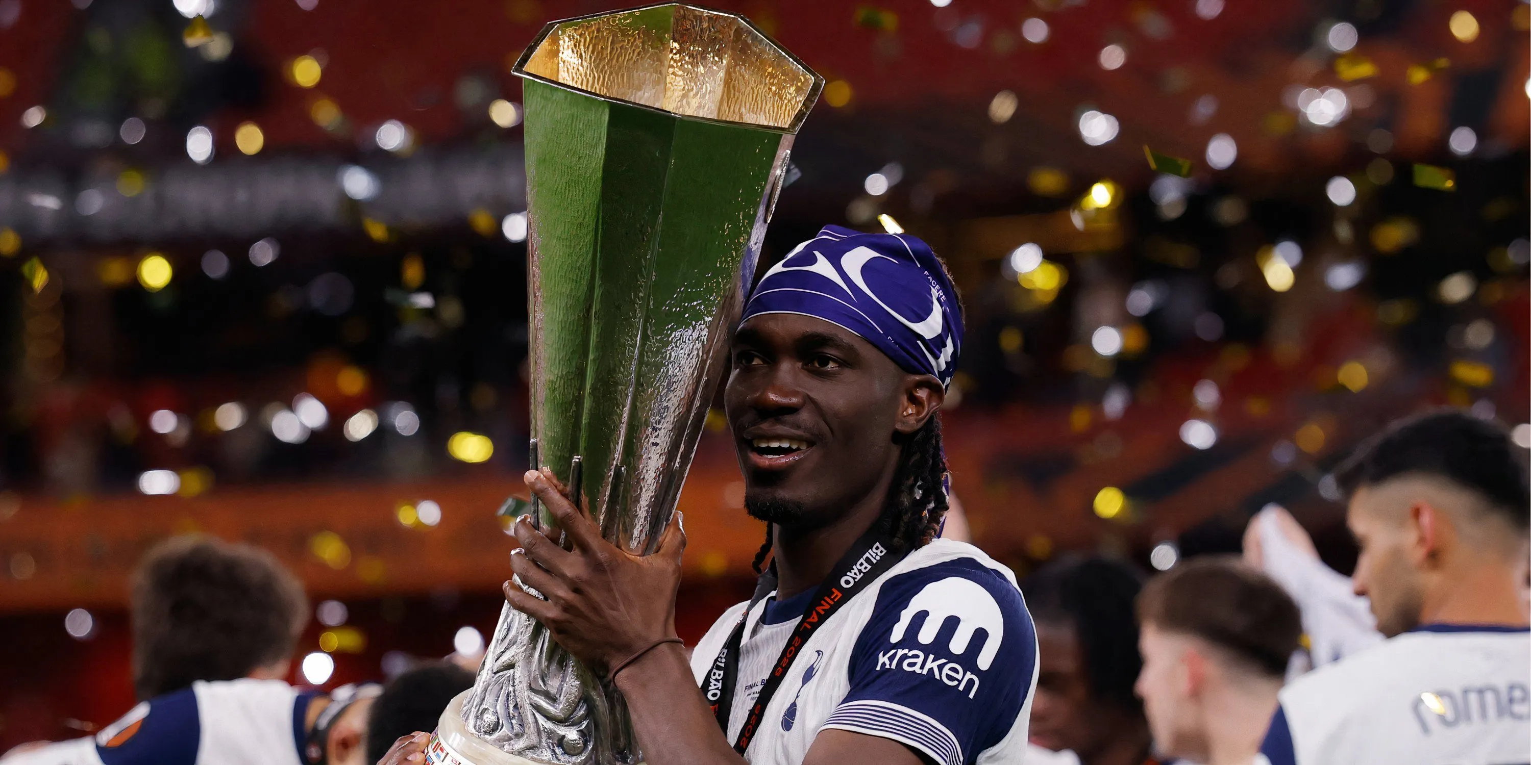 Tiền vệ Yves Bissouma của Tottenham Hotspur trước nguy cơ ra đi