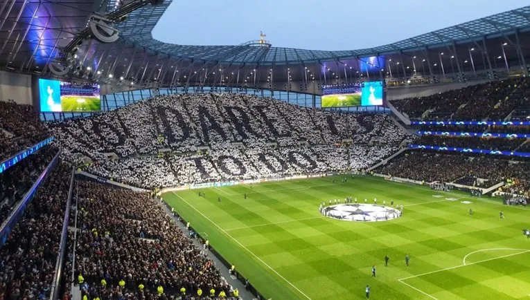 Tottenham Hotspur Stadium: Nơi ước mơ &quot;Dare to Dream&quot; được thắp sáng