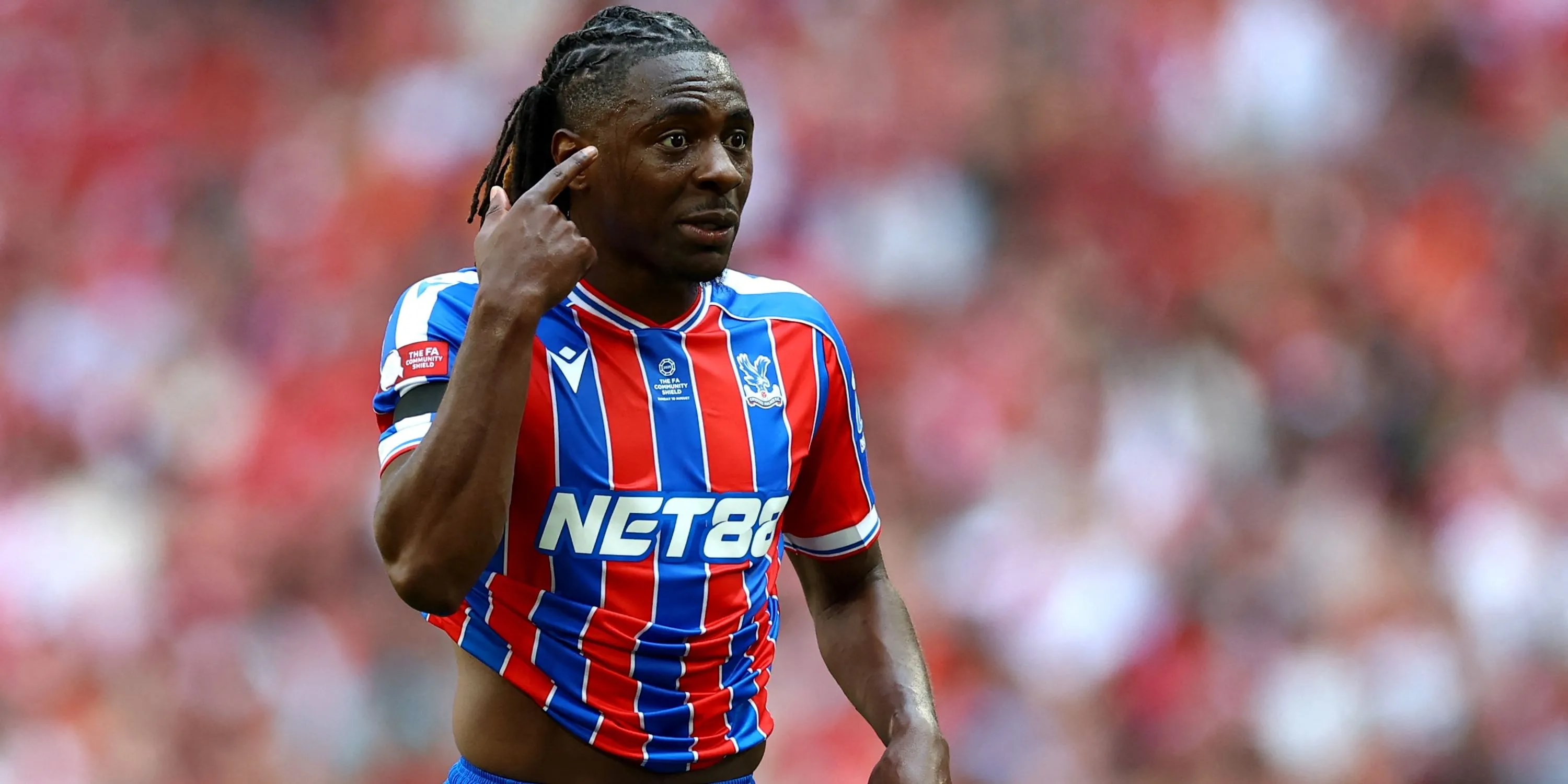Eberechi Eze, ngôi sao của Crystal Palace, đang được Tottenham theo đuổi sát sao để tăng cường sức mạnh hàng công.