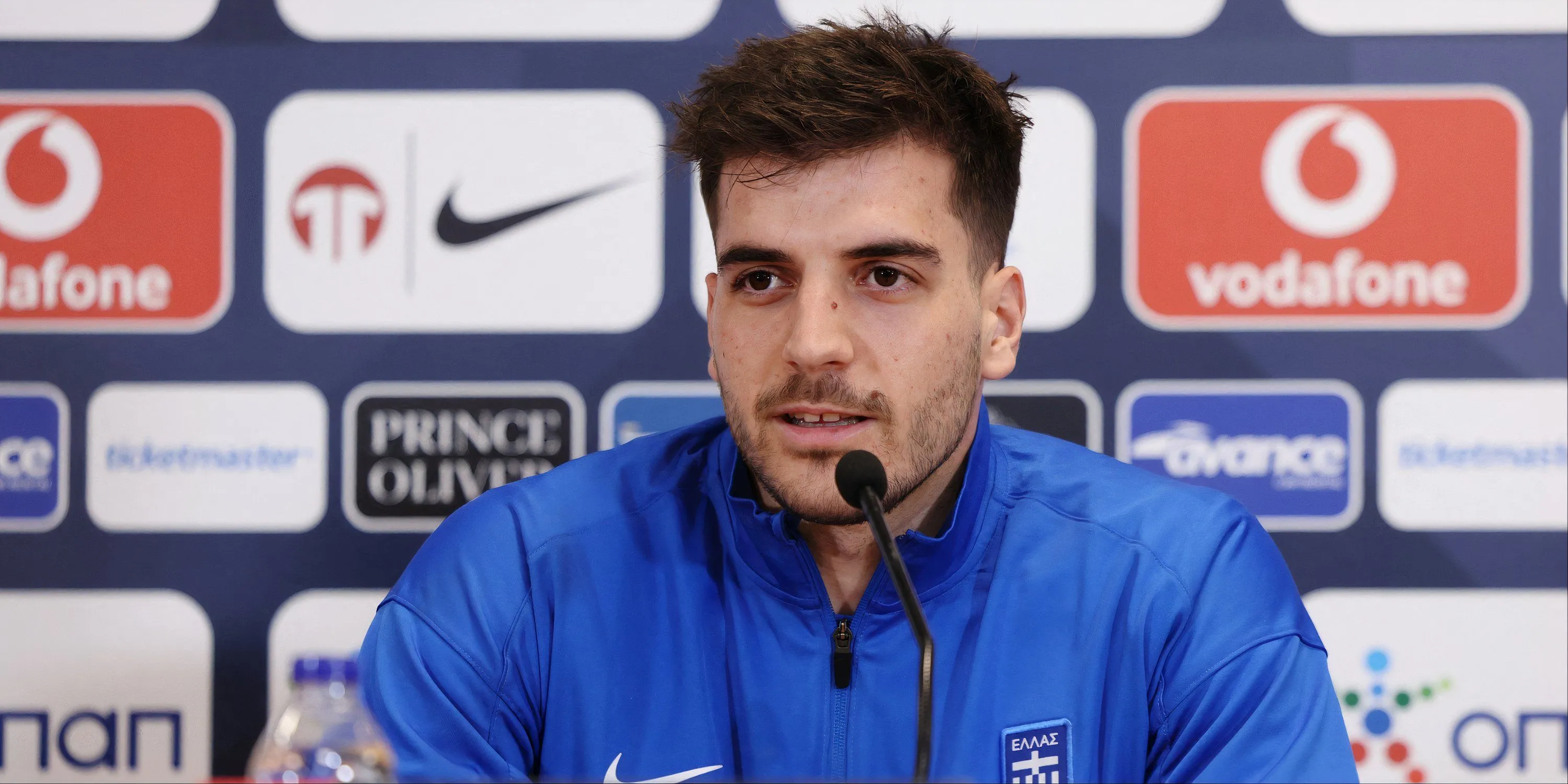 Kỹ năng rê bóng và phối hợp của Fotis Ioannidis, tiền đạo có thể bổ trợ cho Dominic Calvert-Lewin tại Leeds United.
