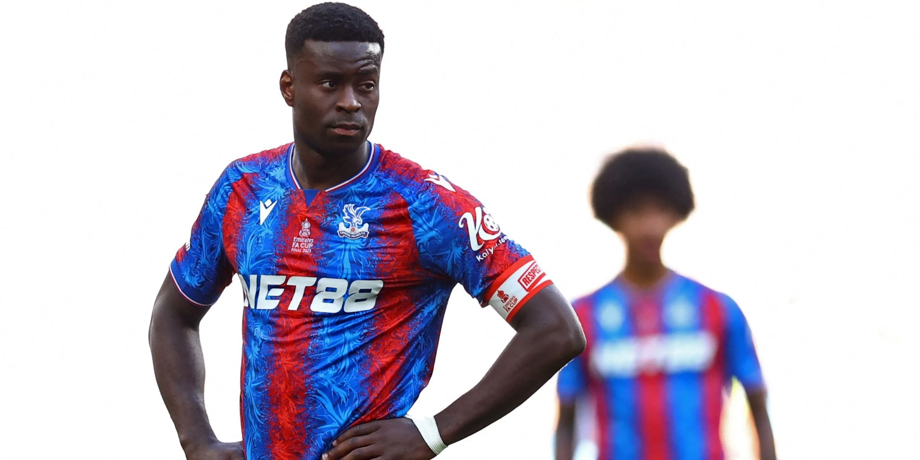 Marc Guehi trong màu áo Crystal Palace, trung vệ được Chelsea và nhiều CLB lớn săn đón.