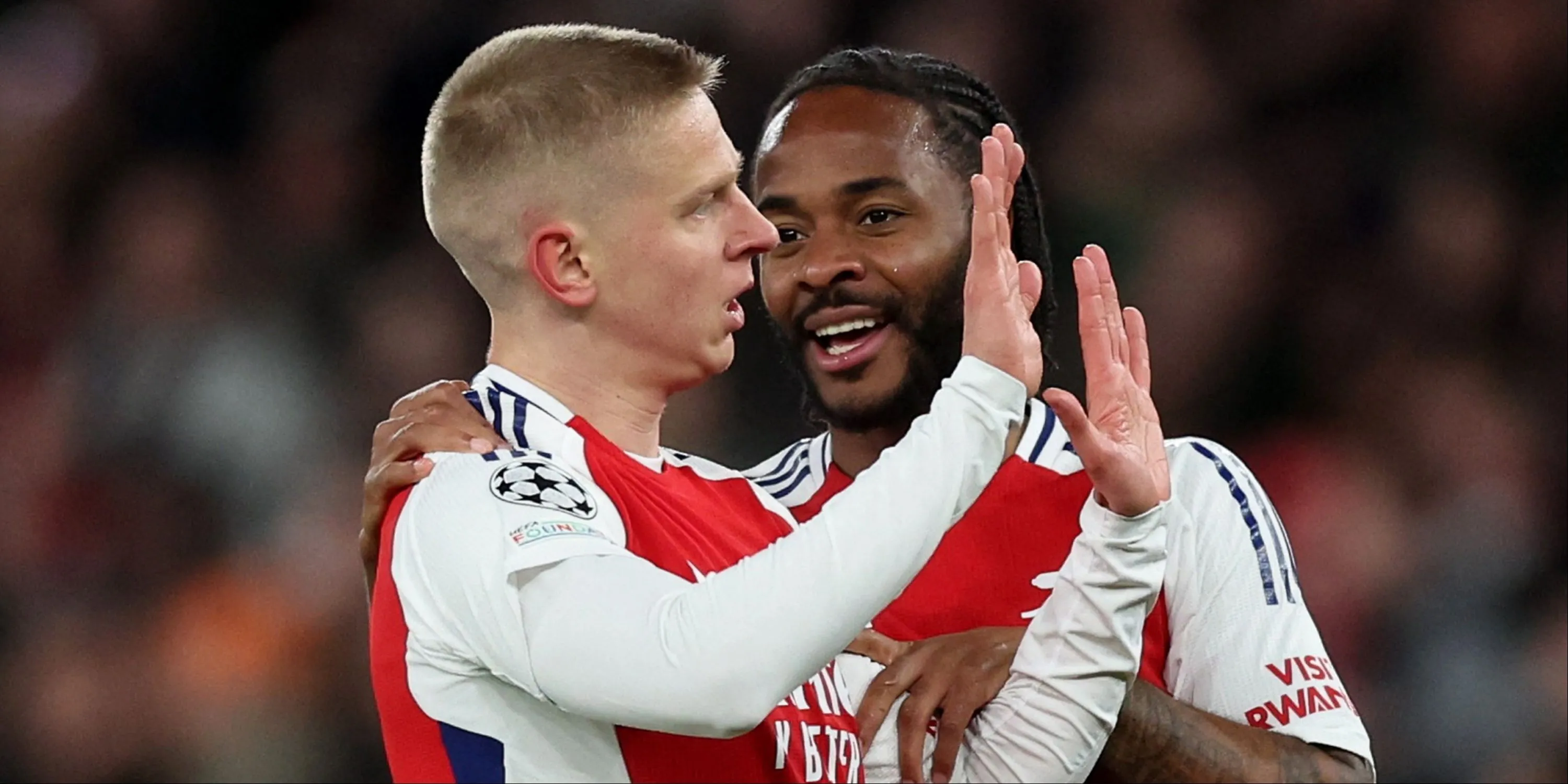Oleksandr Zinchenko và Raheem Sterling trong màu áo Arsenal