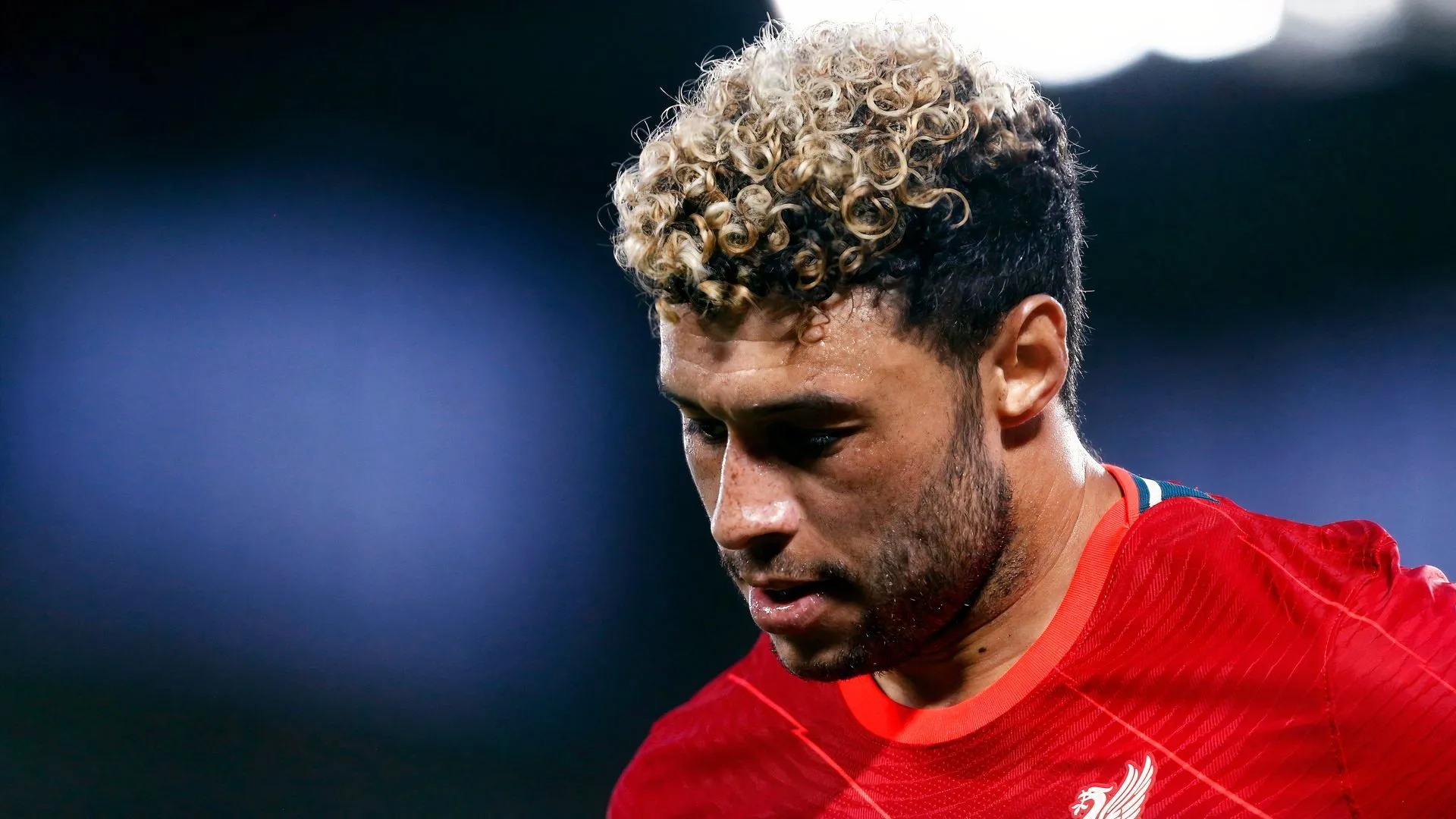 Alex Oxlade-Chamberlain, tiền vệ tấn công từng vô địch Champions League cùng Liverpool, hiện là lựa chọn tự do giàu kinh nghiệm cho Championship