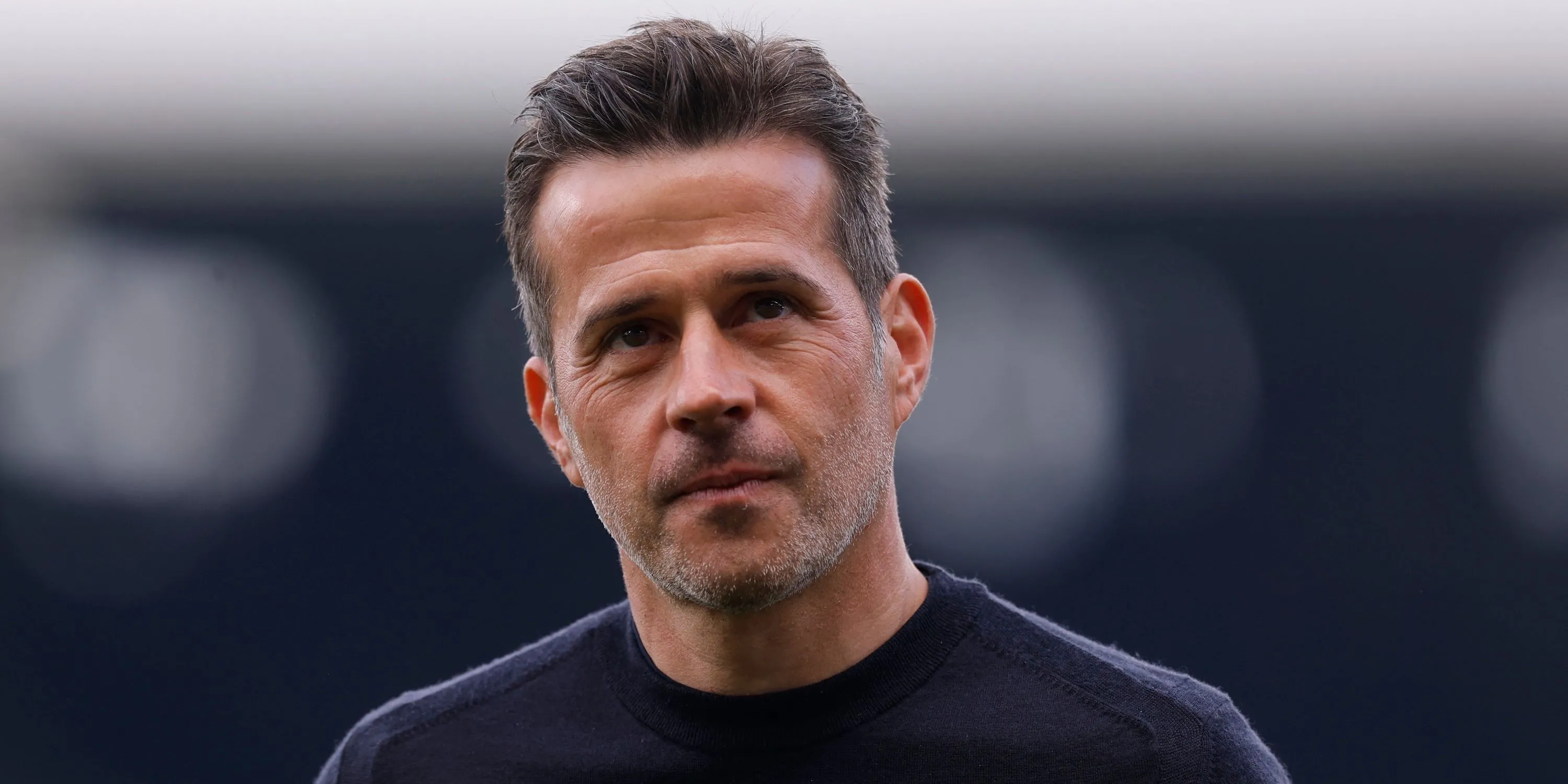 Marco Silva trên đường biên khi dẫn dắt Fulham
