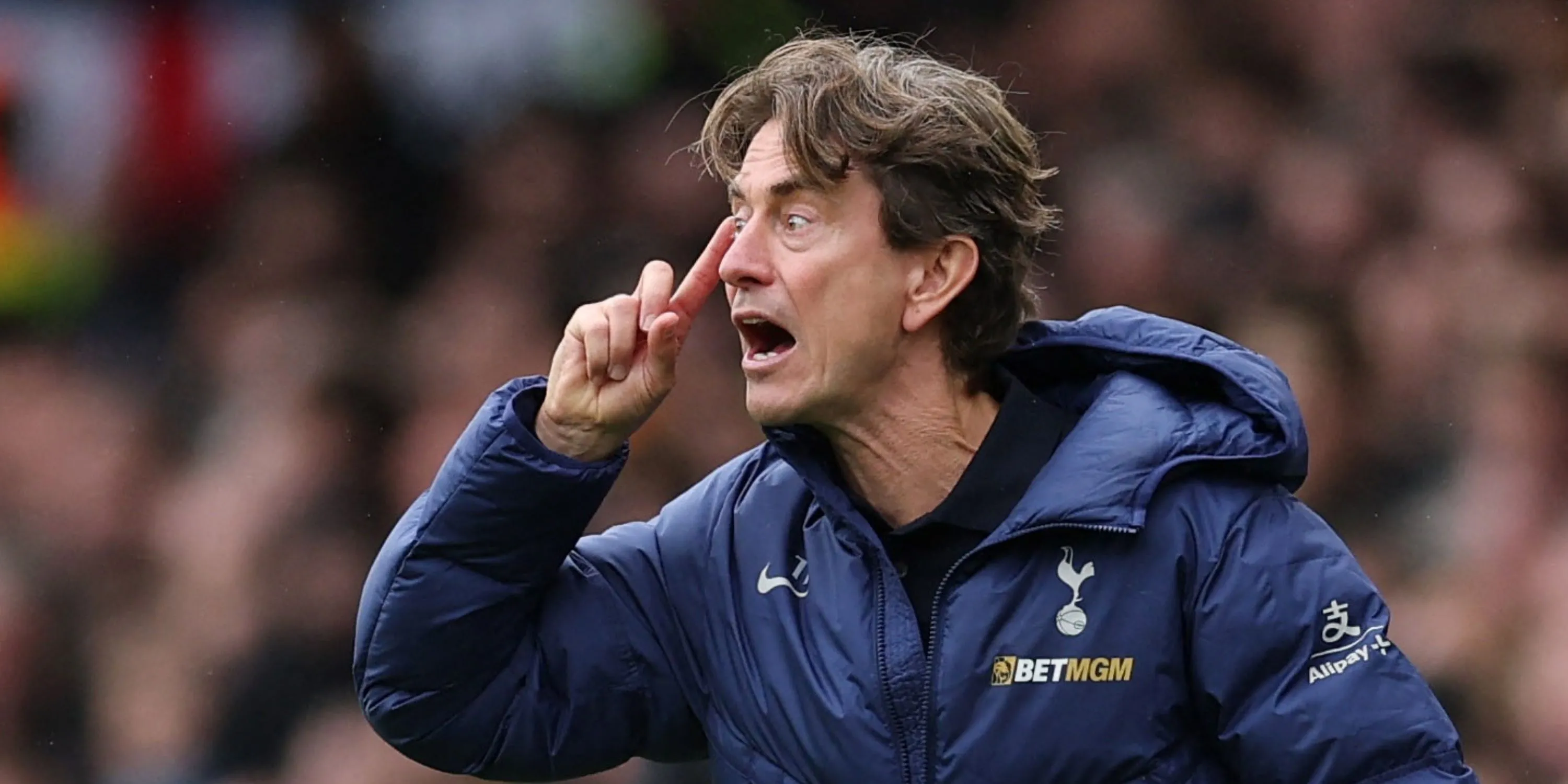 Thomas Frank quan sát và tạo cơ hội cho các tài năng trẻ Tottenham